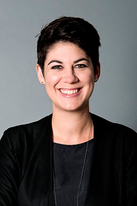 Dra. Leyla Acaroglu Dra. Leyla Acaroglu